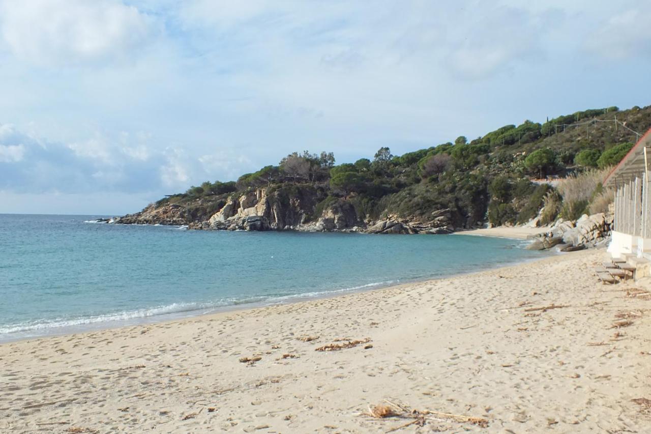 Le Soleil Apartman Spiaggia di Cavoli Kültér fotó